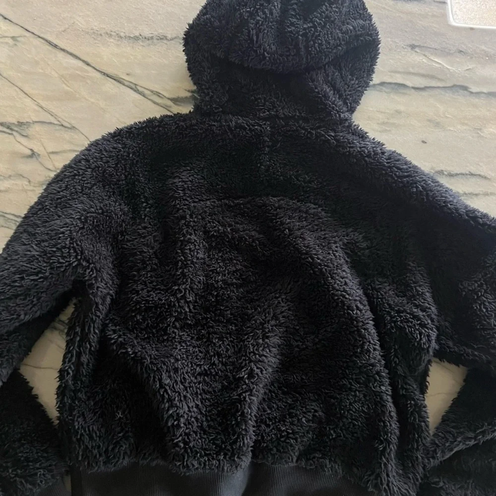 Lululemon Sherpa Scuba Cropped Hoodie